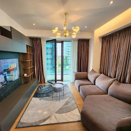 Apartament One Mircea Eliade